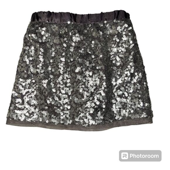 RUUM little girl skirt with silver sequins.  ^ - Picture 1 of 5